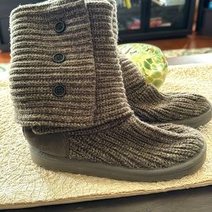 Knit UGGS
